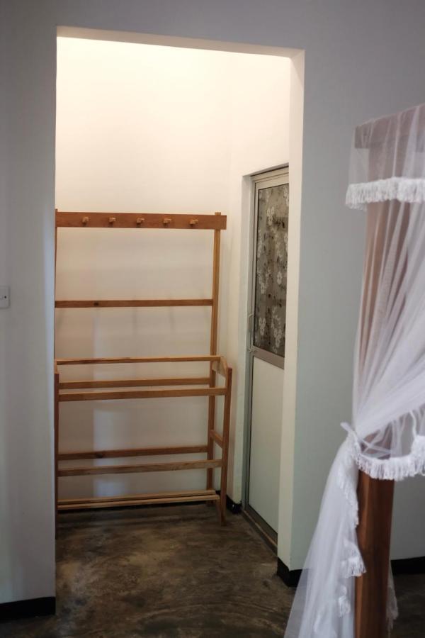 Aurora Midigama Hotel Ahangama Kültér fotó