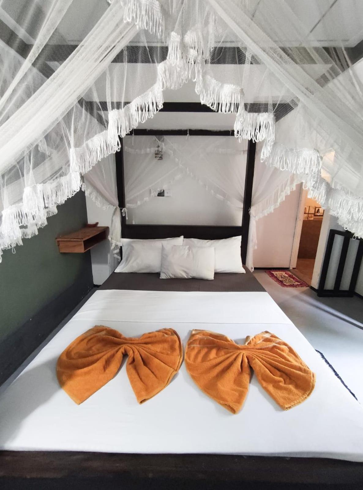 Aurora Midigama Hotel Ahangama Kültér fotó